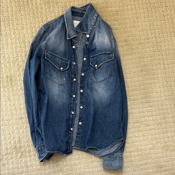 Classic Blue Denim Shirt with Pockets cowboy distressed - Picture 6 of 8
